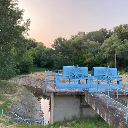 Kancsal Harcsa Panzio Es Halaszcsarda לינה וארוחת בוקר 3*