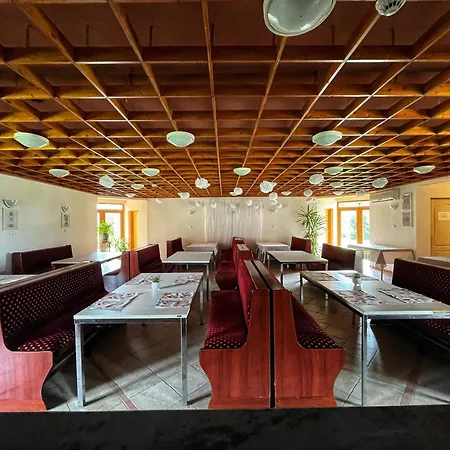 Bed & Breakfast Kancsal Harcsa Panzio Es Halaszcsarda Tiszatelek
