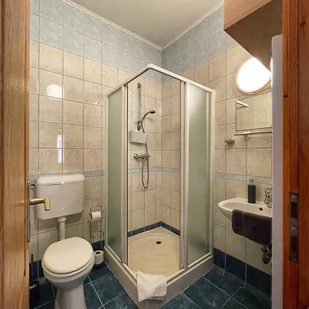 Kancsal Harcsa Panzio Es Halaszcsarda Tiszatelek