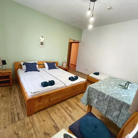 Bed and Breakfast Kancsal Harcsa Panzio Es Halaszcsarda Tiszatelek