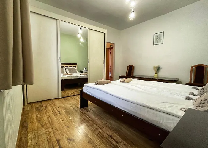 Kancsal Harcsa Panzio Es Halaszcsarda Bed & Breakfast 3*